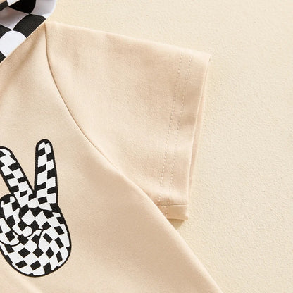 さらっと軽やかに夏コーデが完成する 男の子フーディー上下セット 半袖フードトップス＆ショートパンツ チェッカー柄アクセント ニット素材ポリエステル アプリコット 6〜12ヶ月〜3〜4歳