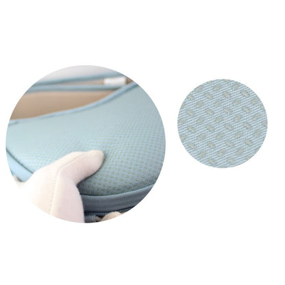 通気性メッシュ生地の質感アップ（抱っこひも 快適）
