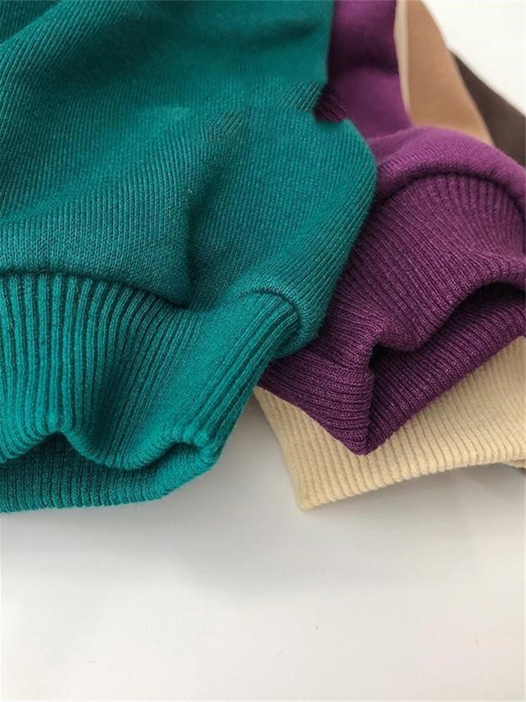 バードグリーンカラーのユニセックス子どもトレーナー
