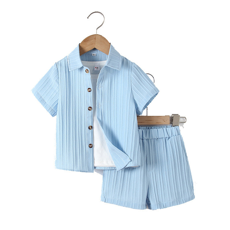 さらっと軽い着心地で夏のきちんと感が叶う 男の子半袖シャツ＆ショートパンツセット 立体ストライプ風デザイン シングルボタン ポリエステル 90〜150cm